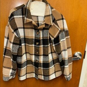 Chic Plaid Button-Up Jacket
